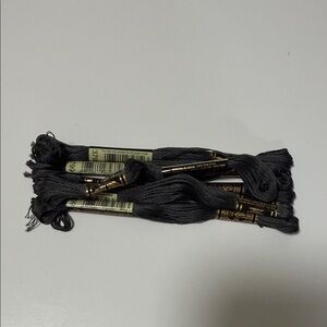 6 DMC (color 3799) Dark Grey Embroidery Floss